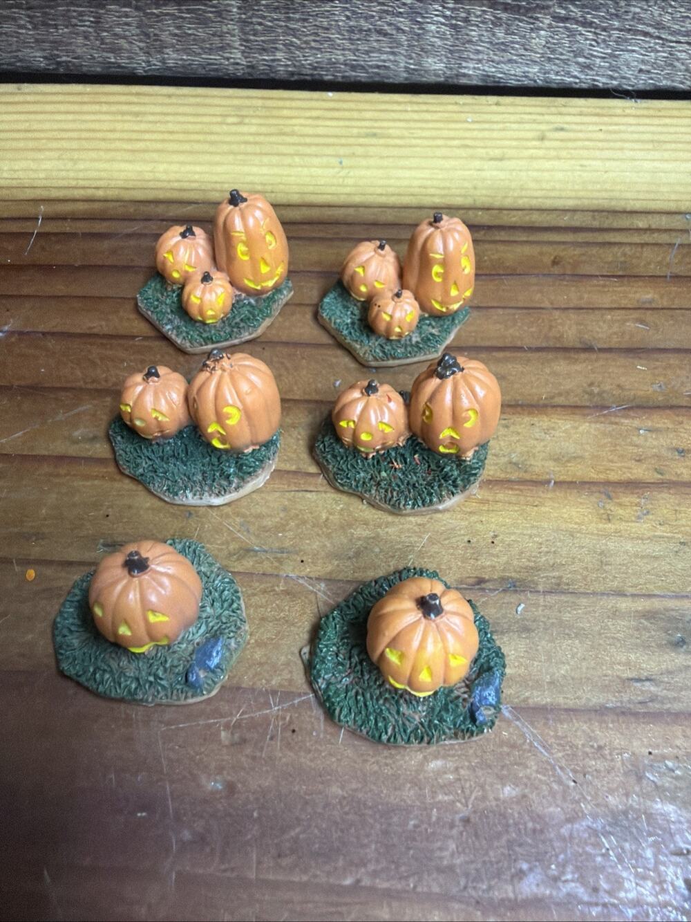 Lemax Spooky Town Halloween Jack O Lantern Pumpkin Hollow Set of 6